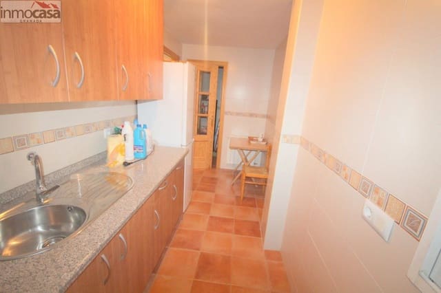 Appartement de 2 chambres à louer à Armilla - 700 € (Ref: 8168868)