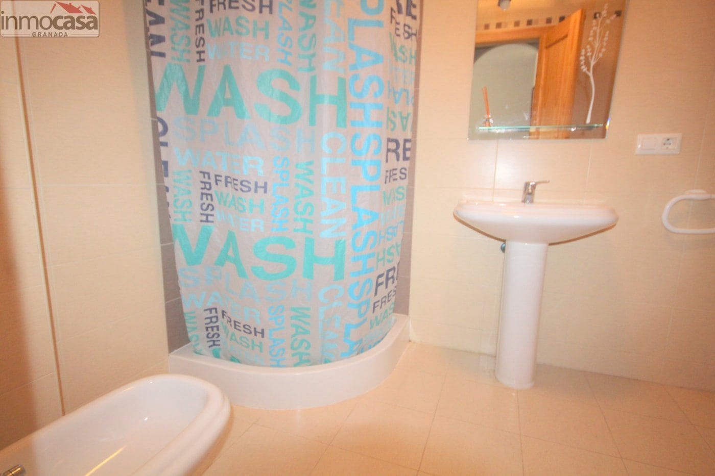 Appartement de 2 chambres à louer à Armilla - 700 € (Ref: 8168868)