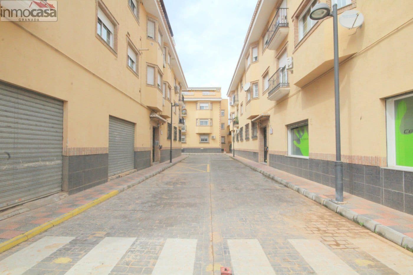 Appartement de 2 chambres à louer à Armilla - 700 € (Ref: 8168868)