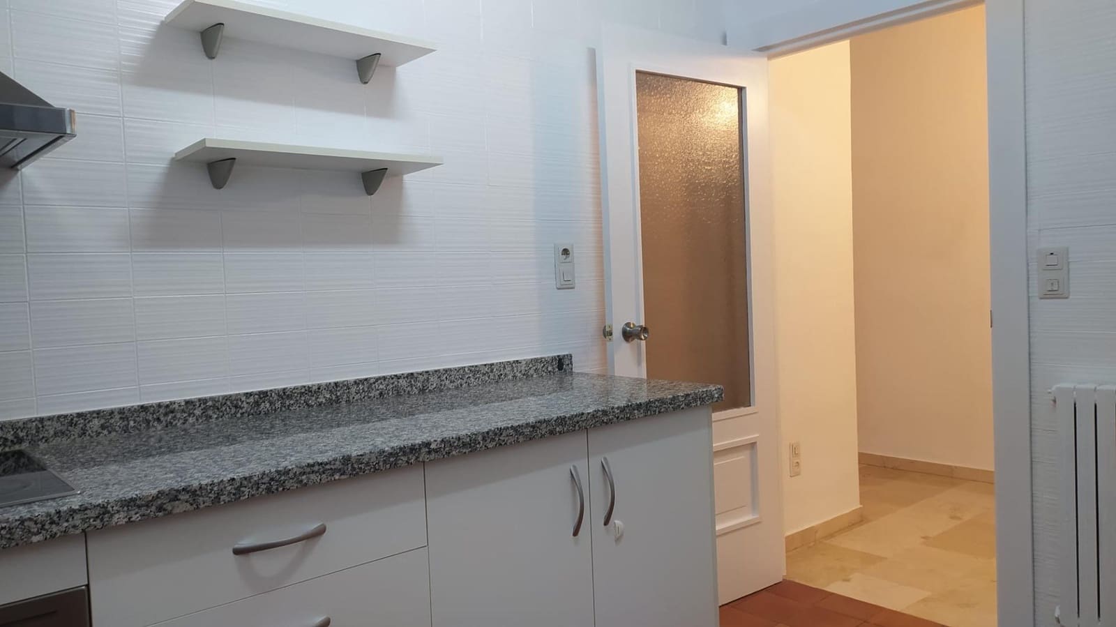 2 camera da letto Appartamento da affittare in Granada citta con garage - 975 € (Rif: 8172892)