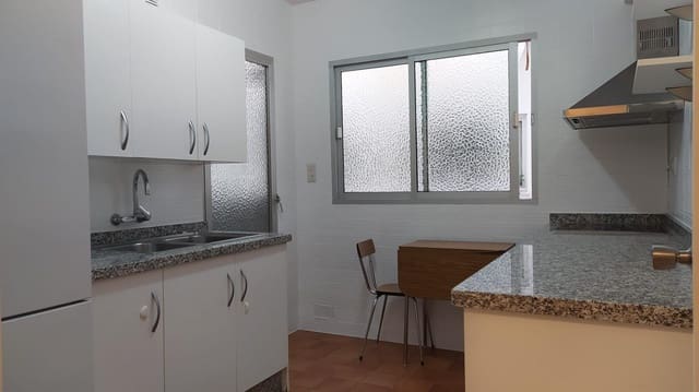 2 camera da letto Appartamento da affittare in Centro, Granada città con garage - 975 € (Rif: 8172892)