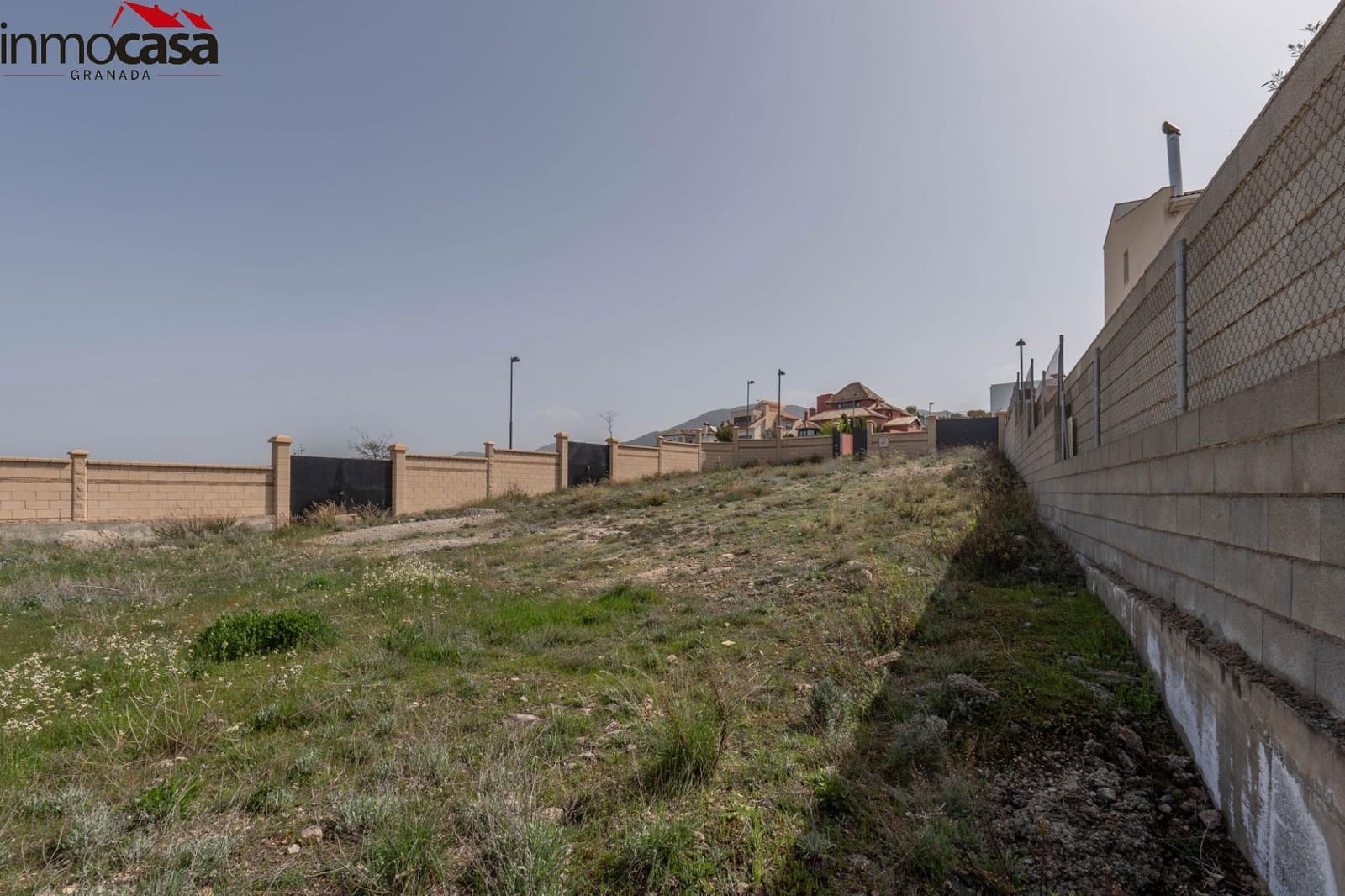 Tontti myytävänä paikassa La Zubia - 120 000 € (Ref: 8195286)