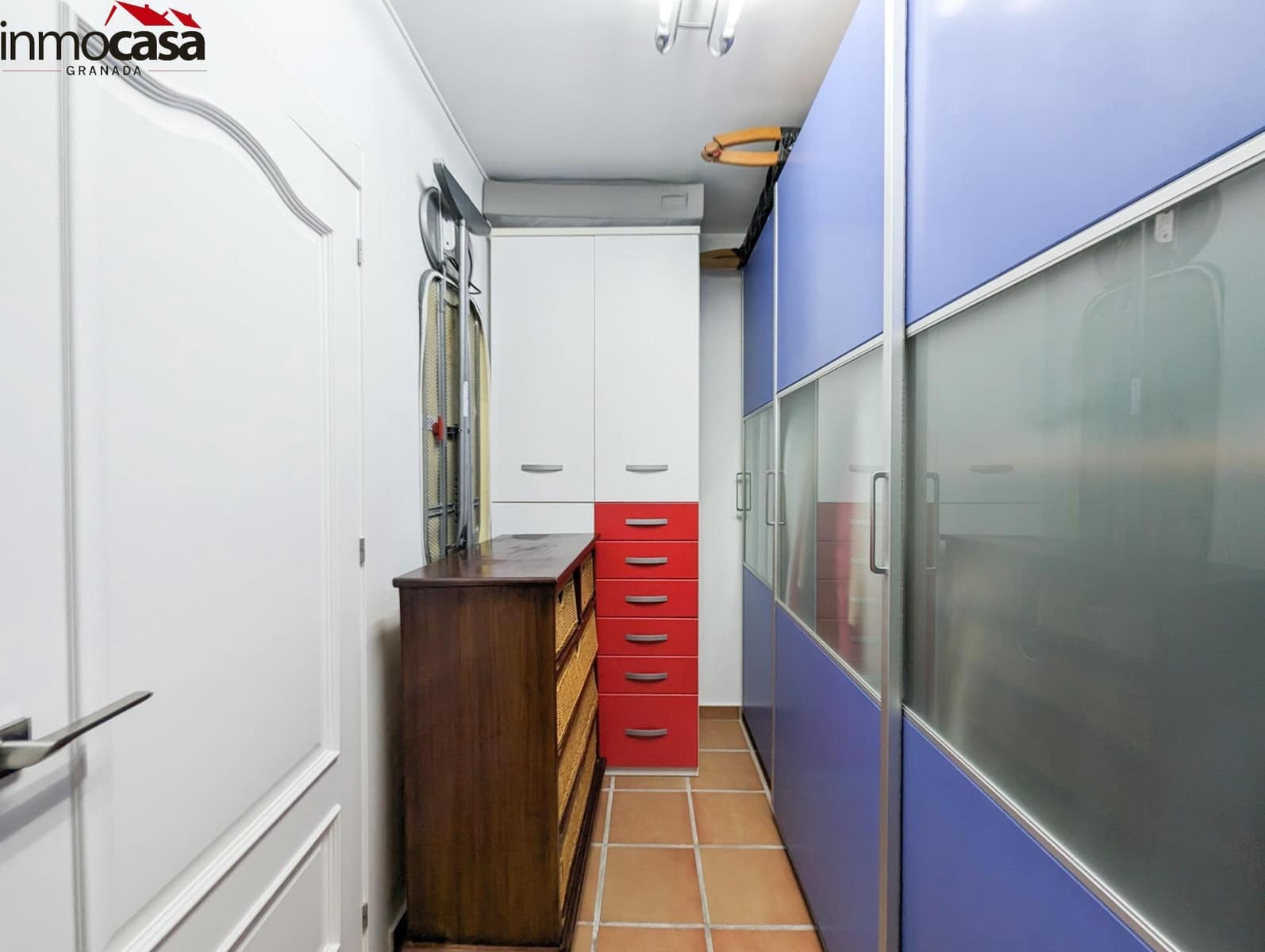 Chalet de 4 habitaciones en Granada ciudad en venta con piscina garaje - 449.000 € (Ref: 8222757)