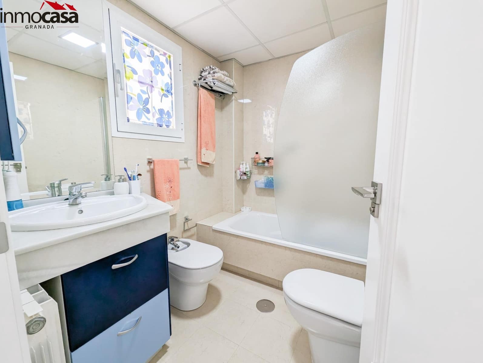 Chalet de 4 habitaciones en Granada ciudad en venta con piscina garaje - 449.000 € (Ref: 8222757)