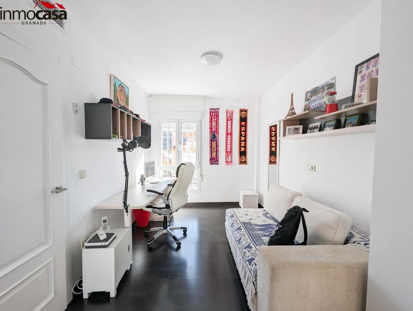 Chalet de 4 habitaciones en Granada ciudad en venta con piscina garaje - 449.000 € (Ref: 8222757)