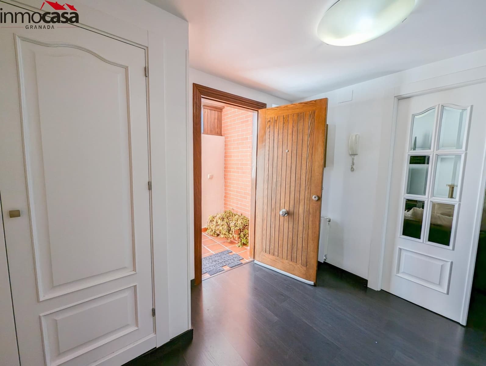 Chalet de 4 habitaciones en Granada ciudad en venta con piscina garaje - 449.000 € (Ref: 8222757)