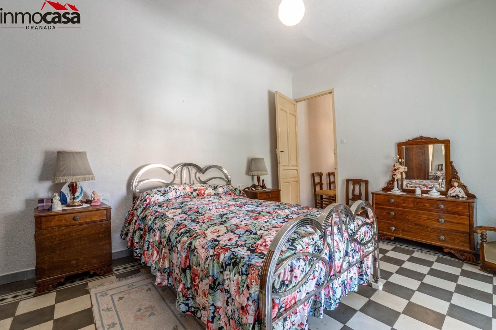 4 soveværelse Semi-Rækkehus til salg i La Zubia - € 212.000 (Ref: 8245744)