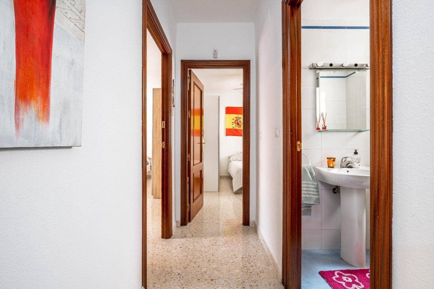 3 soveværelse Lejlighed til leje i Granada by med swimmingpool - € 250 (Ref: 8289531)