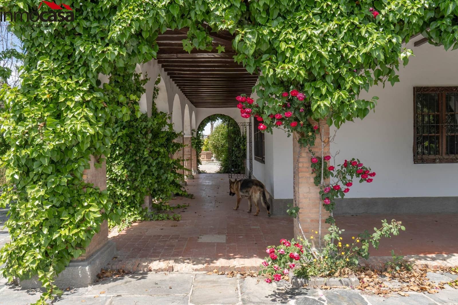 12 soverom Villa til salgs i Santa Fe med svømmebasseng - € 1 650 000 (Ref: 8298130)