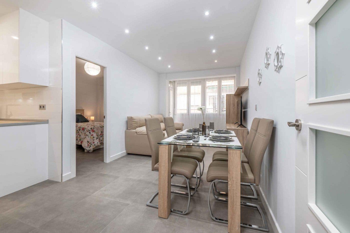 3 sovrum Lägenhet att hyra i Granada stad - 300 € (Ref: 8316174)