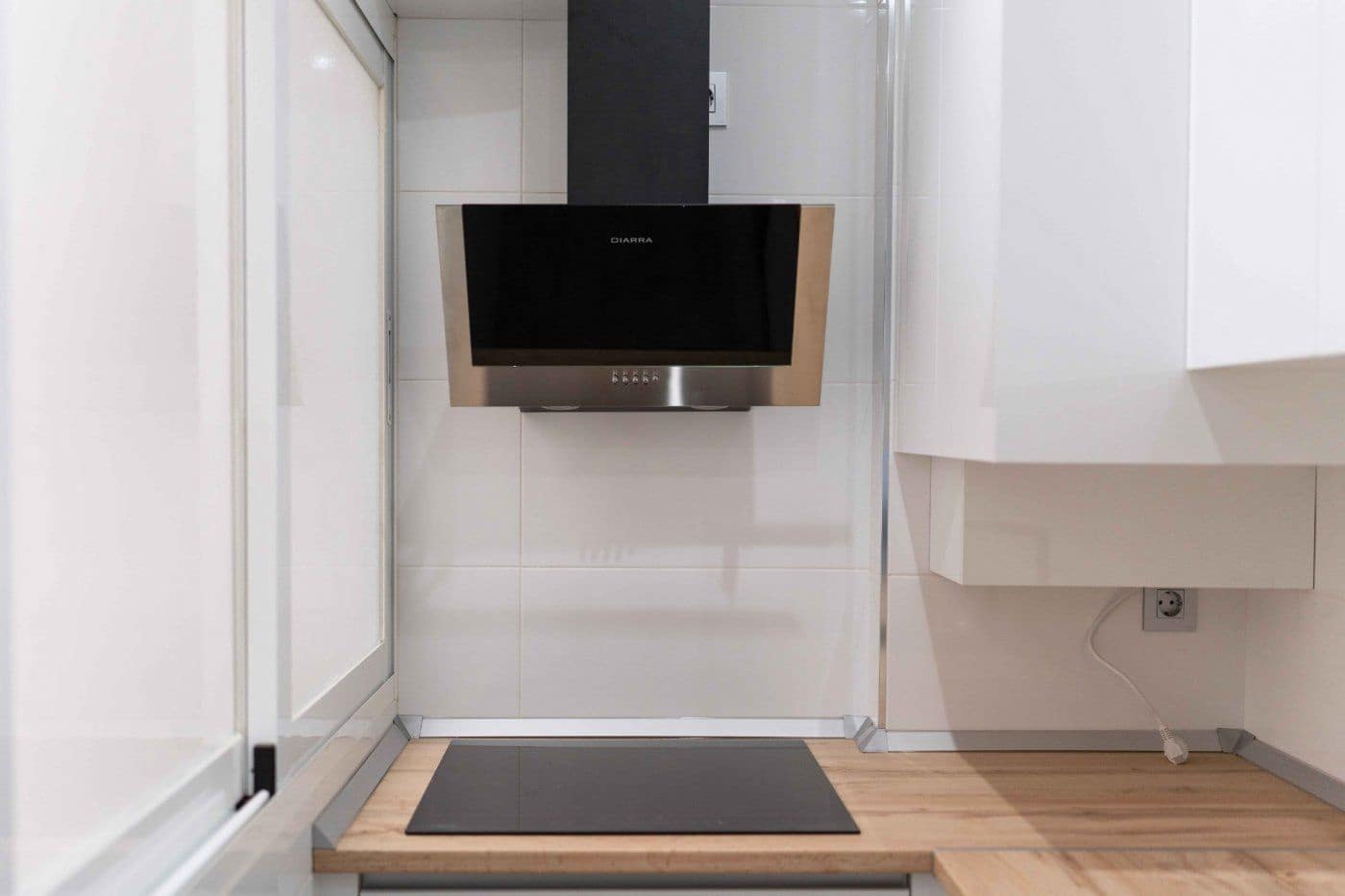 3 sovrum Lägenhet att hyra i Granada stad - 300 € (Ref: 8316174)