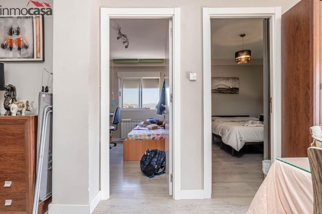 4 sypialnia Mieszkanie na sprzedaż w Miasto Grenada - 160 000 € (Ref: 8345149)