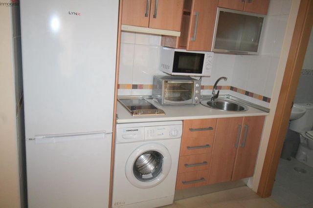 1 slaapkamer Appartement te huur in Armilla - € 550 (Ref: 8354356)