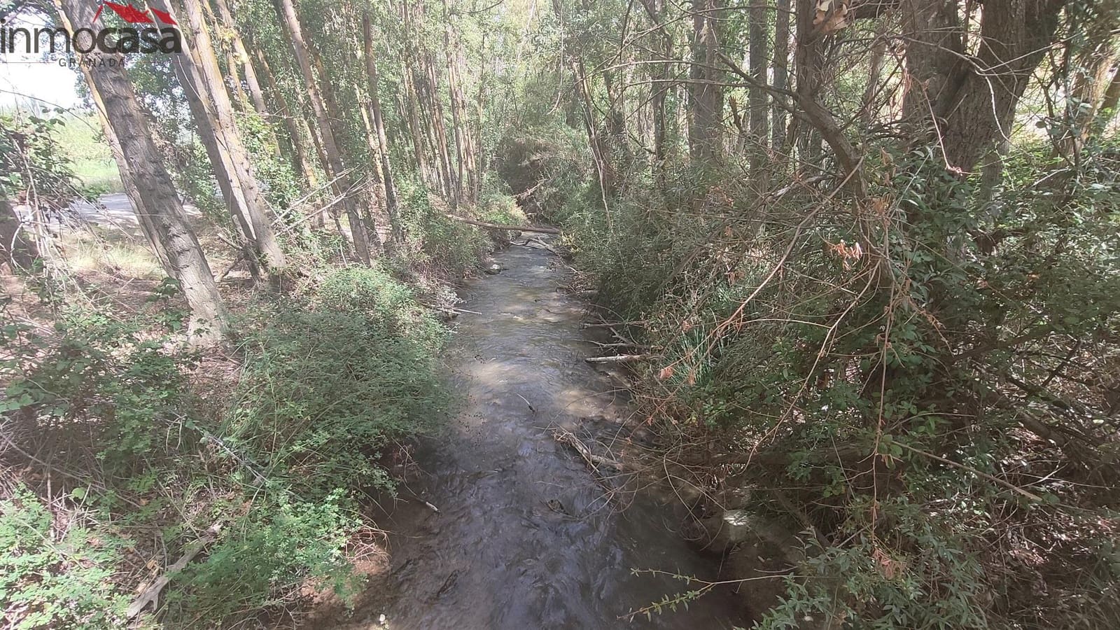 Grunde uden byggetilladelser til salg i Cacin - € 298.000 (Ref: 8419736)