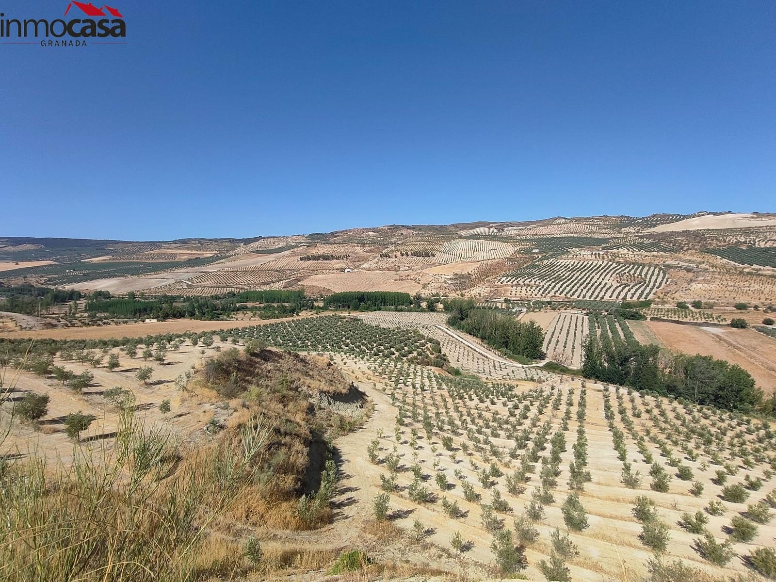 Grunde uden byggetilladelser til salg i Cacin - € 298.000 (Ref: 8419736)