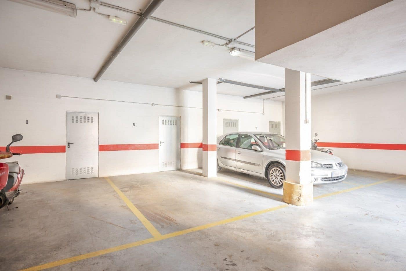 Piso de 2 habitaciones en Armilla en alquiler con garaje - 620 € (Ref: 8423546)