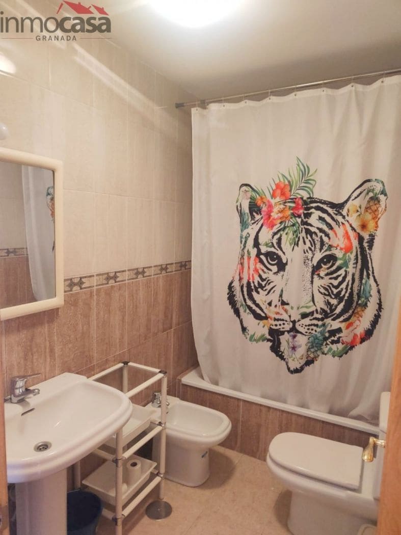 Piso de 2 habitaciones en Armilla en alquiler con garaje - 620 € (Ref: 8423546)