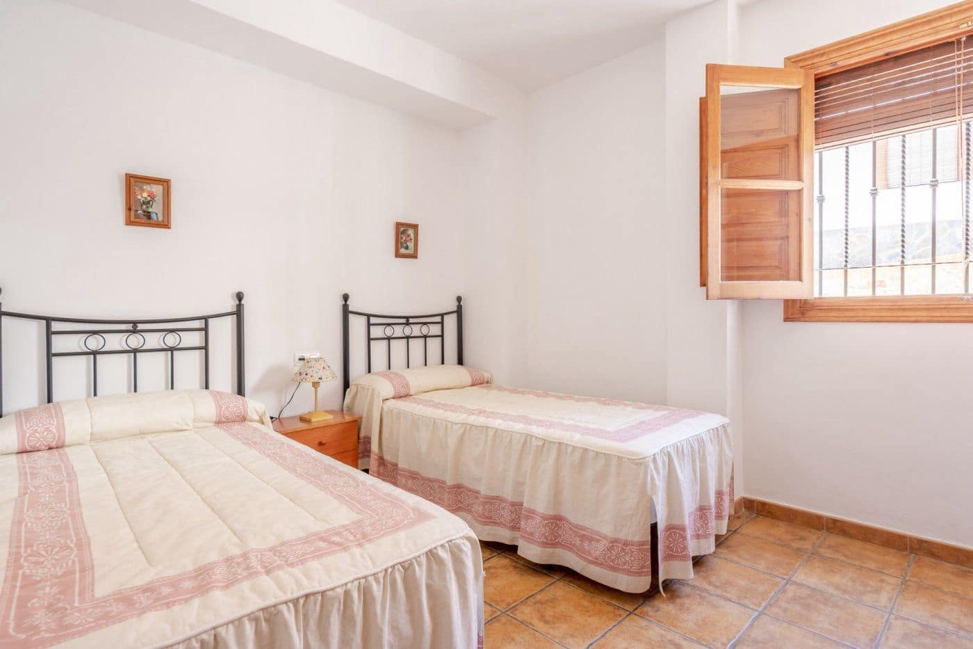 4 soveværelse Lejlighed til salg i El Pinar med swimmingpool - € 259.900 (Ref: 8428733)