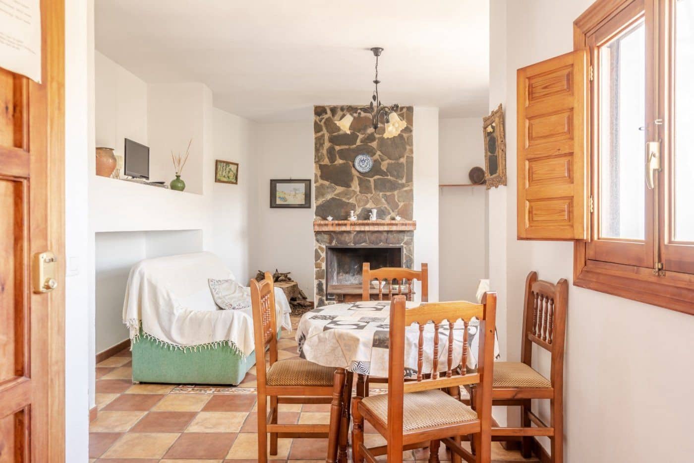 4 soveværelse Lejlighed til salg i El Pinar med swimmingpool - € 259.900 (Ref: 8428733)