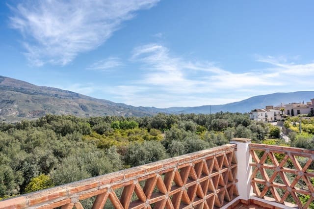 4 bedroom Apartment for sale in Pinos del Valle, El Pinar with pool - € 259,900 (Ref: 8428733)