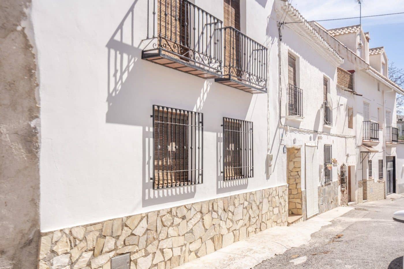 4 soveværelse Lejlighed til salg i El Pinar med swimmingpool - € 259.900 (Ref: 8428733)