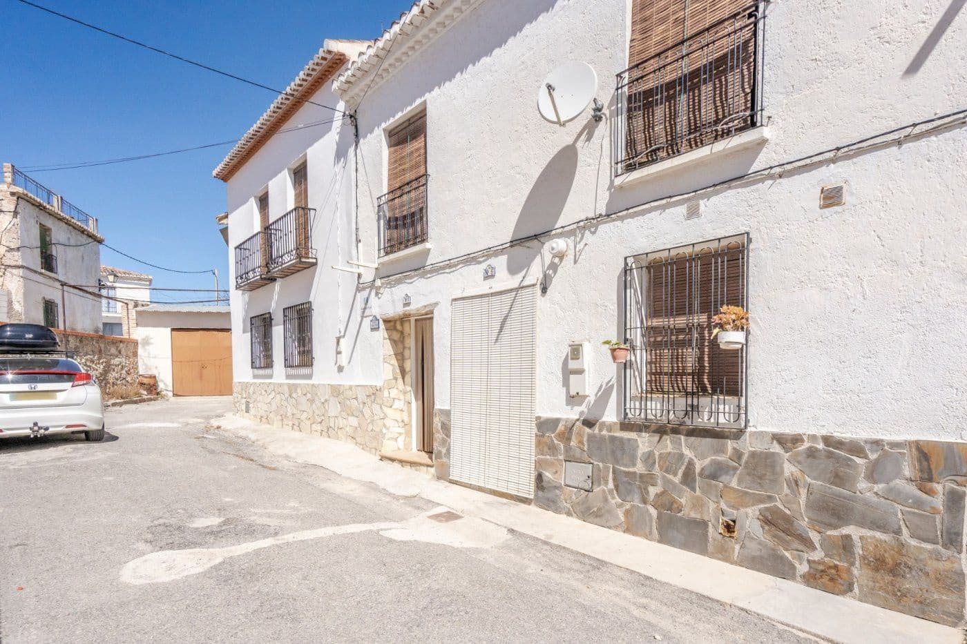 4 slaapkamer Appartement te koop in El Pinar met zwembad - € 259.900 (Ref: 8428733)