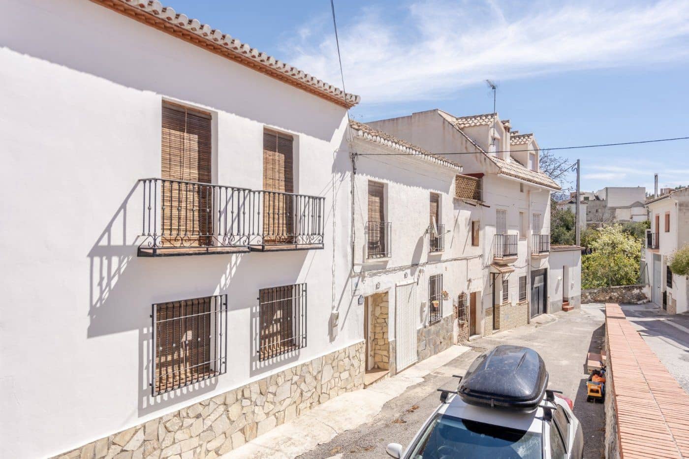 4 slaapkamer Appartement te koop in El Pinar met zwembad - € 259.900 (Ref: 8428733)