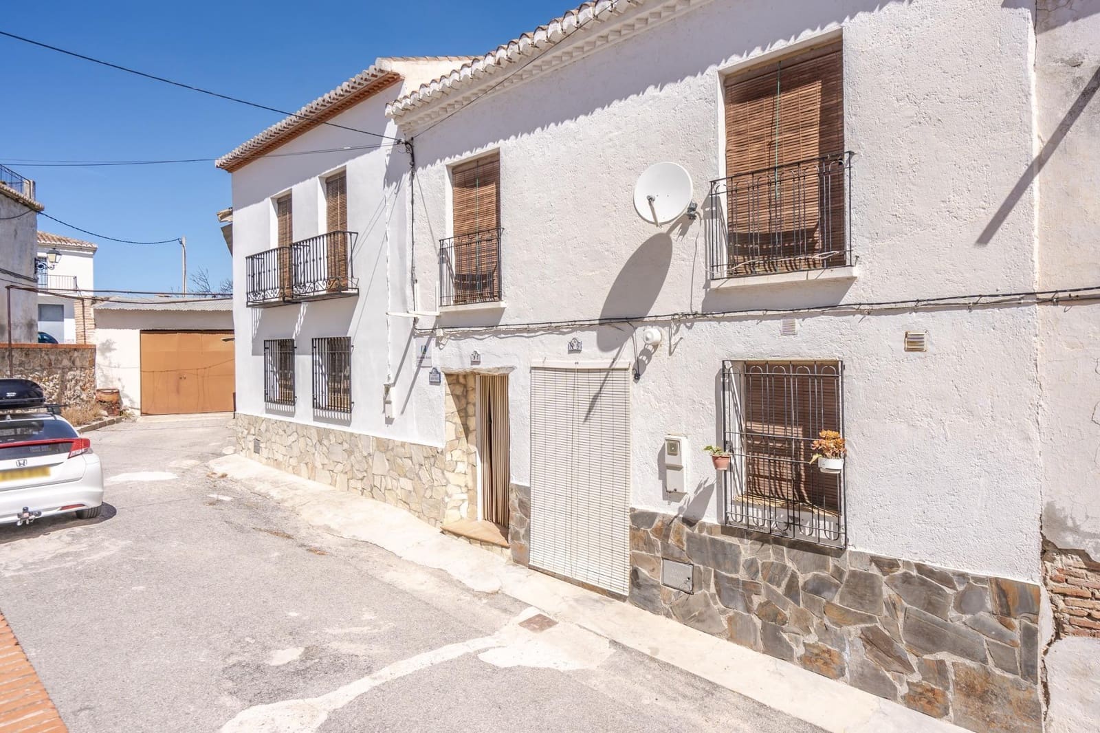 4 slaapkamer Appartement te koop in El Pinar met zwembad - € 259.900 (Ref: 8428733)
