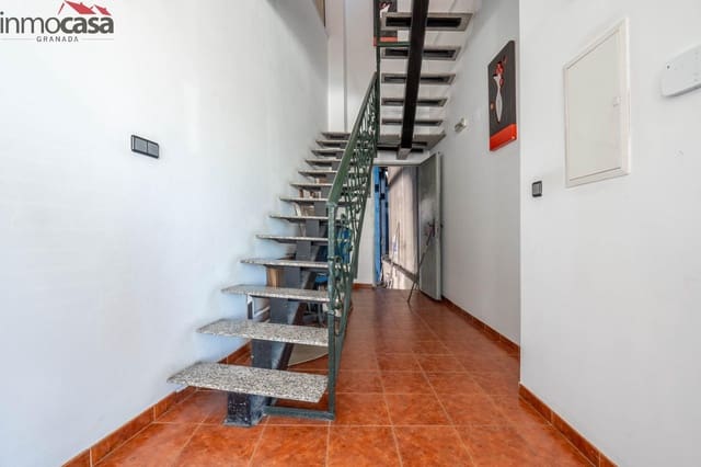 Empresa para venda em Churriana de la Vega - 450 000 € (Ref: 8437075)