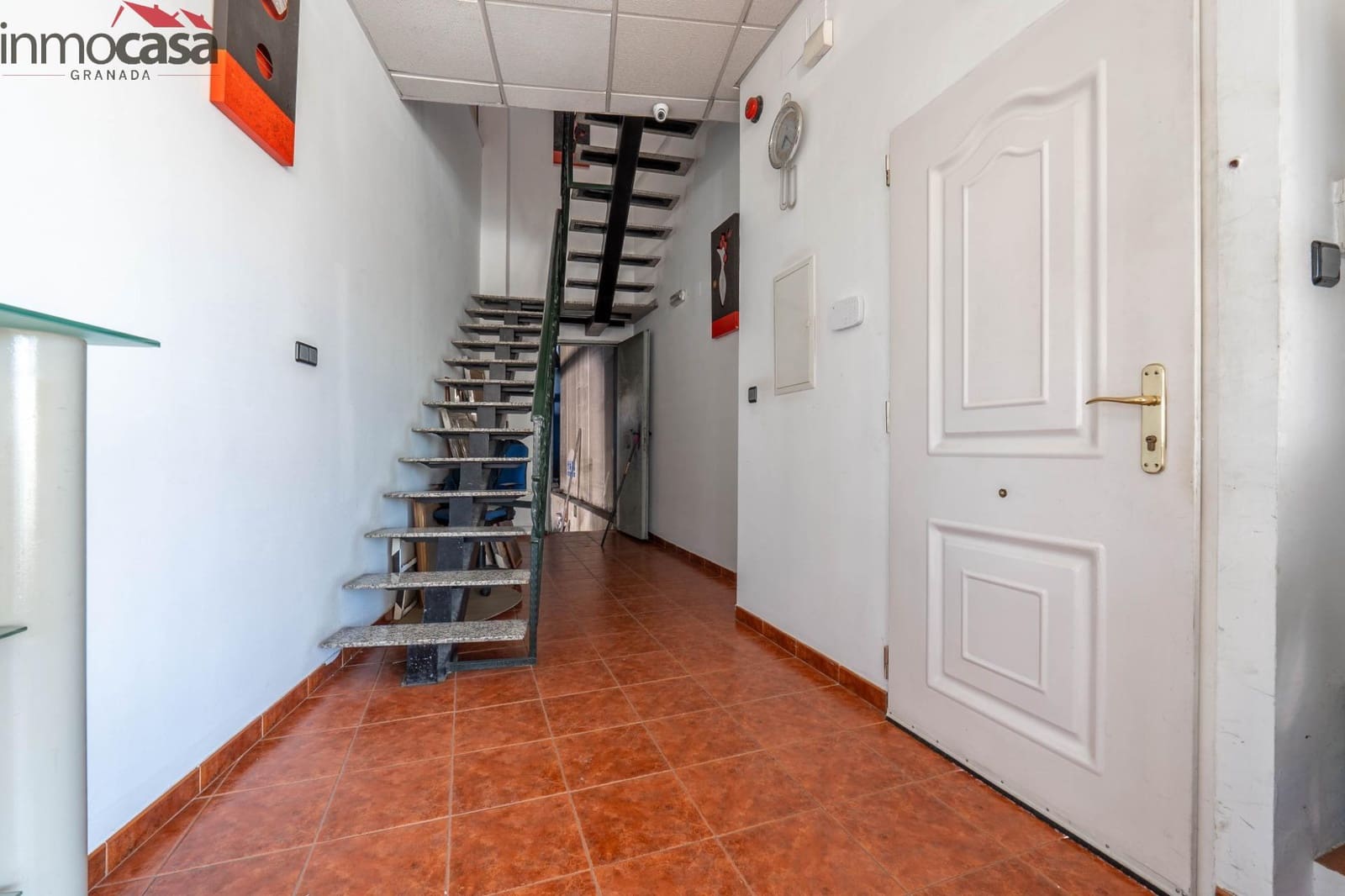 Empresa para venda em Churriana de la Vega - 450 000 € (Ref: 8437075)