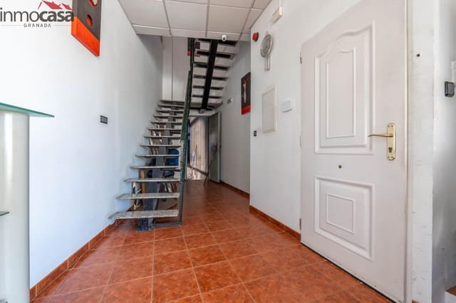 Empresa para venda em Churriana de la Vega - 450 000 € (Ref: 8437075)