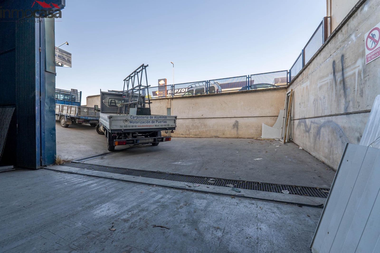 Empresa para venda em Churriana de la Vega - 450 000 € (Ref: 8437075)