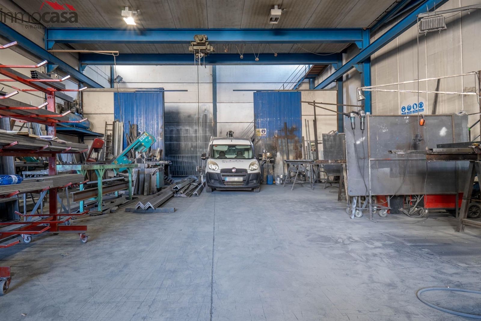 Empresa para venda em Churriana de la Vega - 450 000 € (Ref: 8437075)