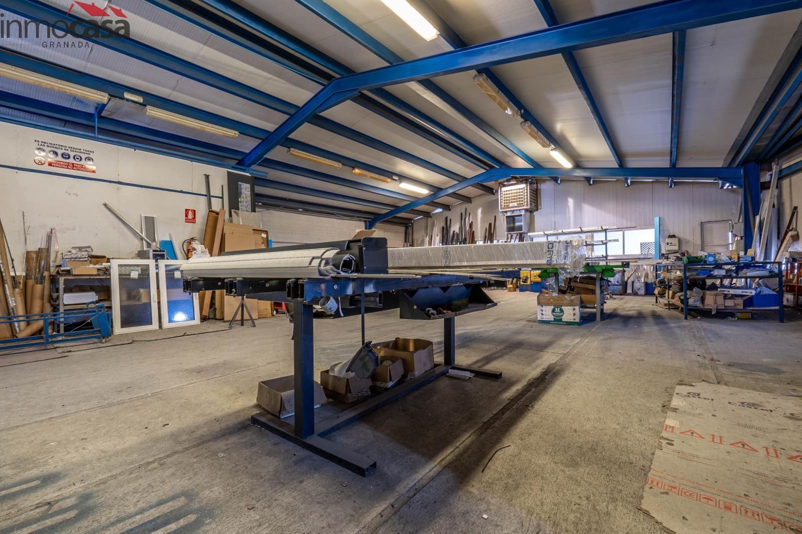 Empresa para venda em Churriana de la Vega - 450 000 € (Ref: 8437075)