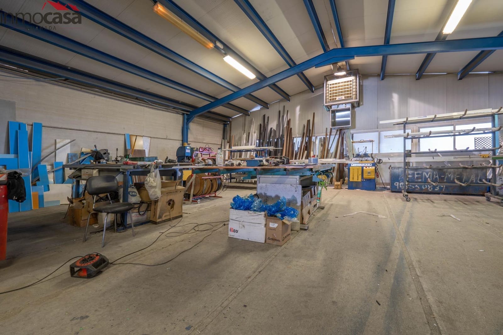 Empresa para venda em Churriana de la Vega - 450 000 € (Ref: 8437075)