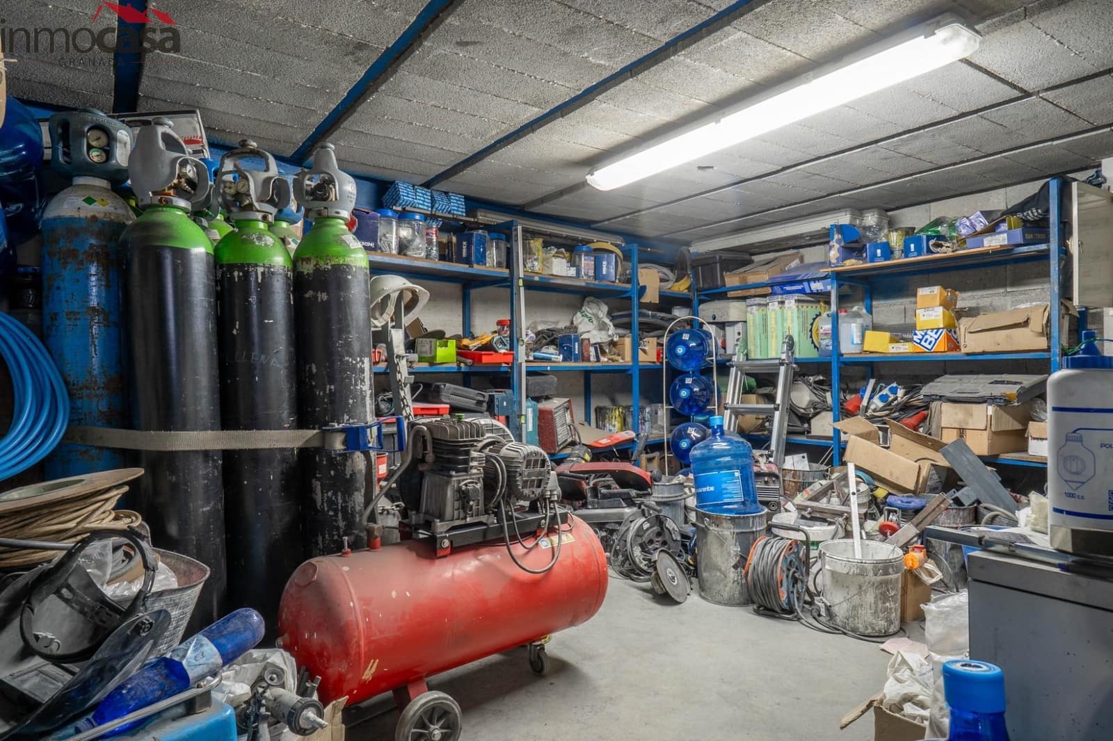 Empresa para venda em Churriana de la Vega - 450 000 € (Ref: 8437075)