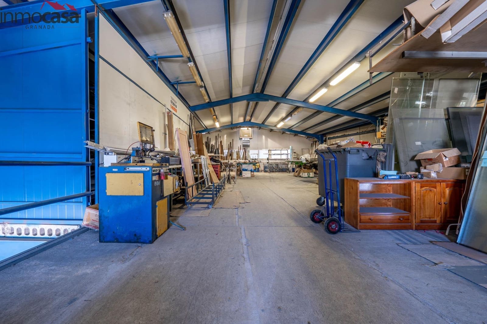 Empresa para venda em Churriana de la Vega - 450 000 € (Ref: 8437075)