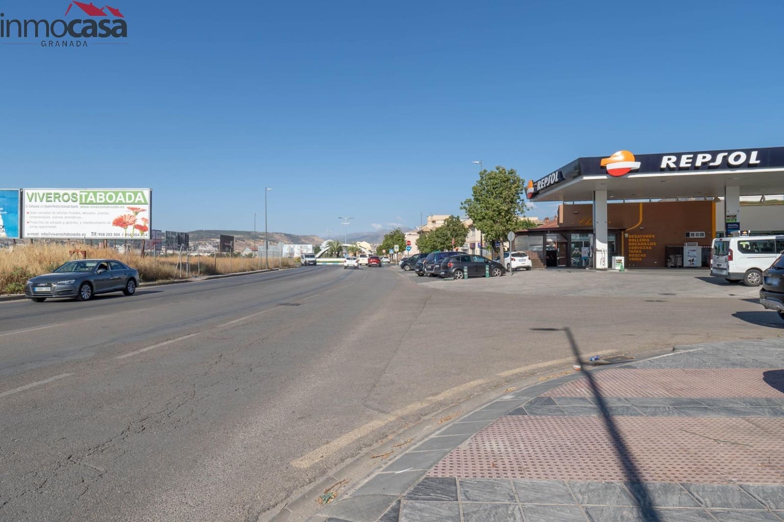 Empresa para venda em Churriana de la Vega - 450 000 € (Ref: 8437075)