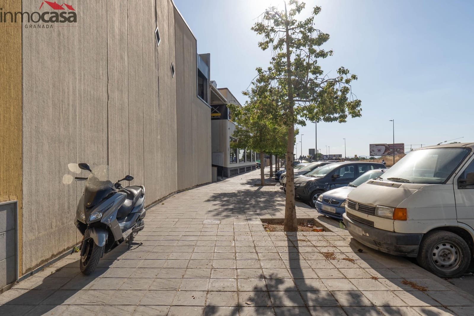 Empresa para venda em Churriana de la Vega - 450 000 € (Ref: 8437075)