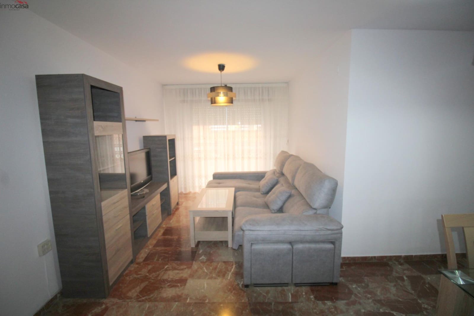 3 bedroom Flat for rent in Granada city with garage - € 800 (Ref: 8498790)