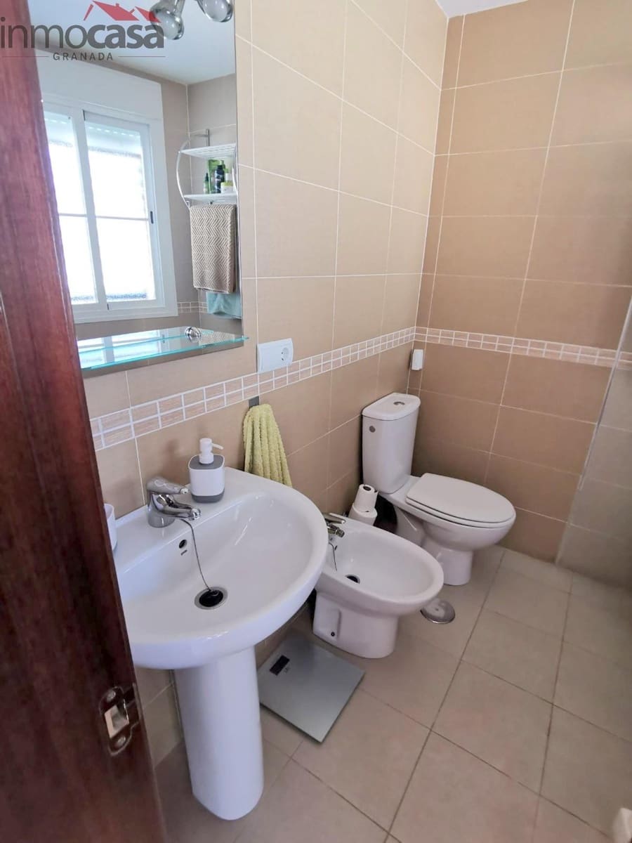 2 makuuhuone Asunto vuokrattavana paikassa Churriana de la Vega mukana 
autotalli - 700 € (Ref: 8505815)