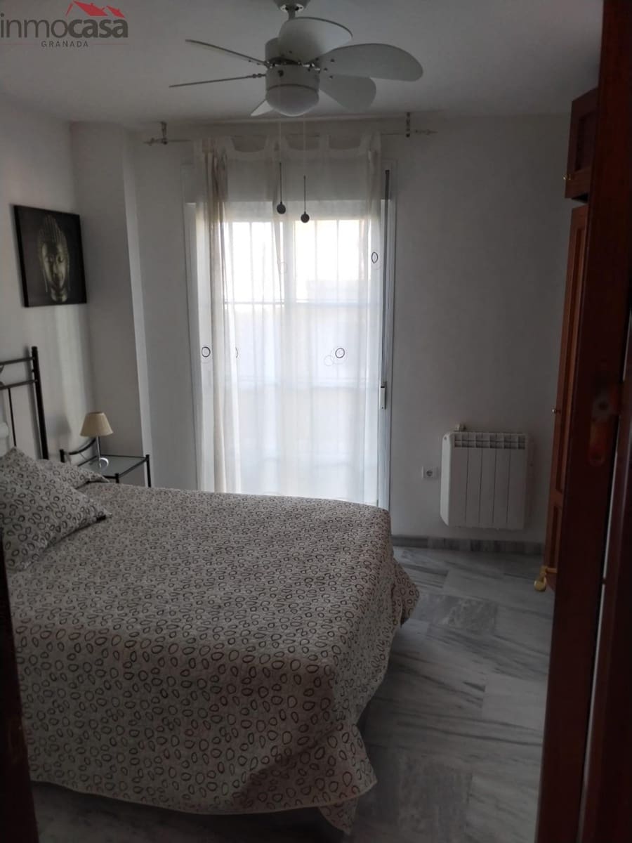 2 makuuhuone Asunto vuokrattavana paikassa Churriana de la Vega mukana 
autotalli - 700 € (Ref: 8505815)