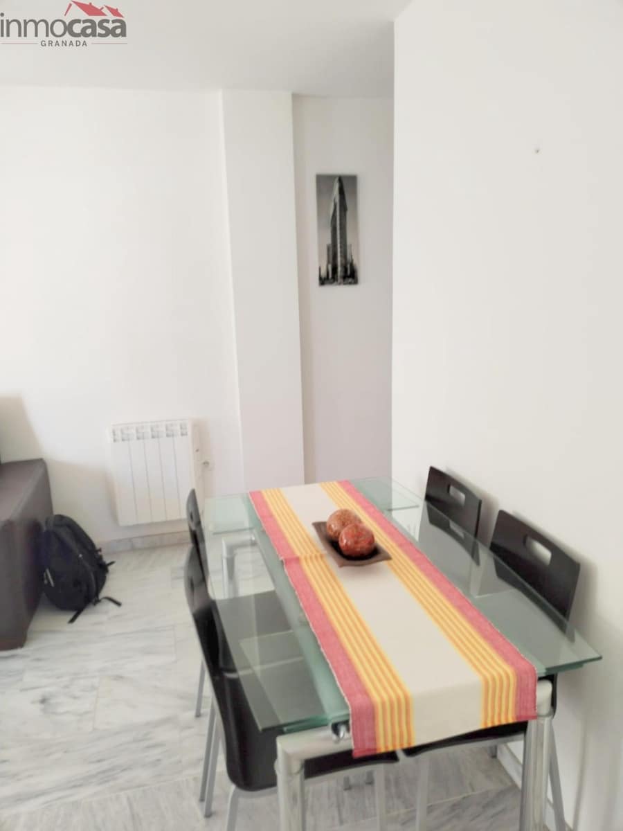 2 makuuhuone Asunto vuokrattavana paikassa Churriana de la Vega mukana 
autotalli - 700 € (Ref: 8505815)