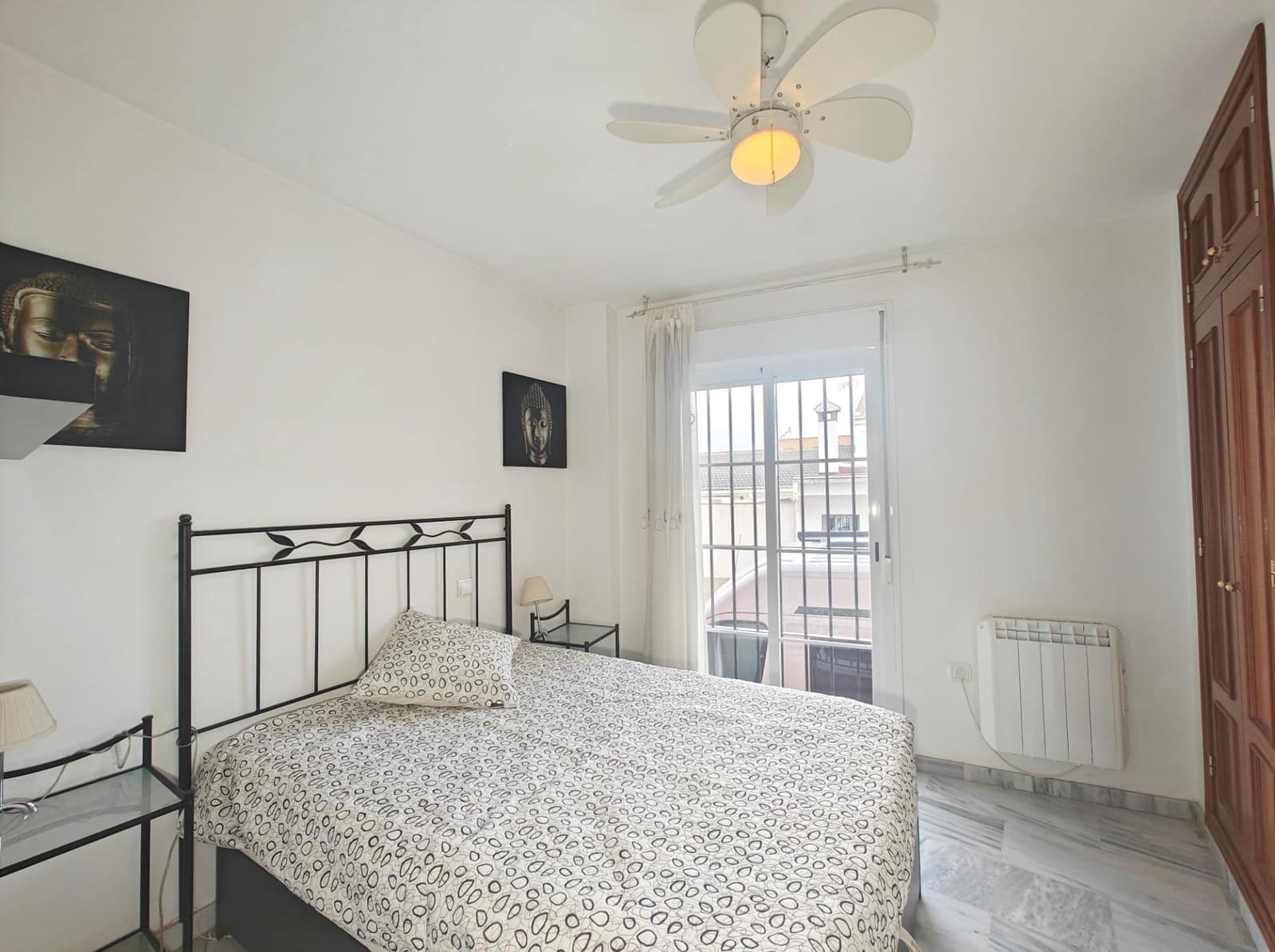 2 bedroom Flat for rent in Churriana de la Vega with garage - € 700 (Ref: 8505815)