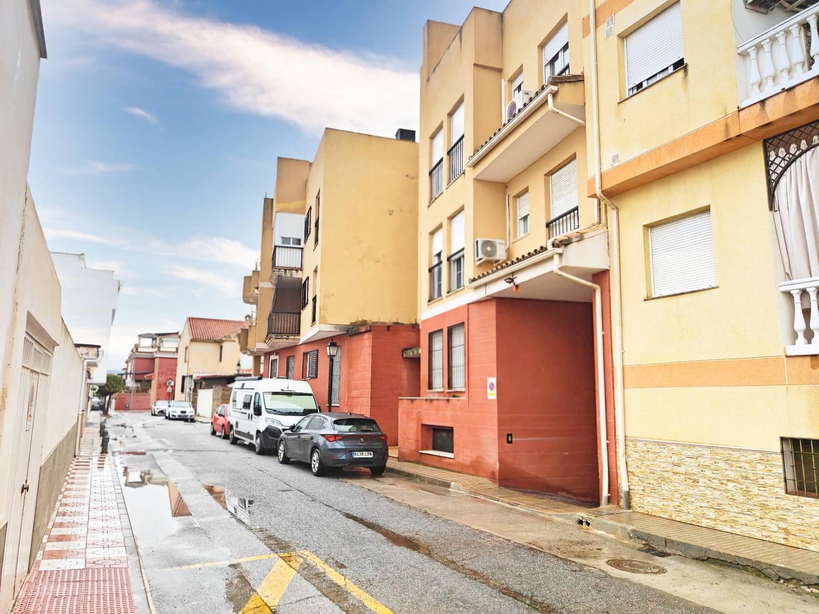 2 bedroom Flat for rent in Churriana de la Vega with garage - € 700 (Ref: 8505815)