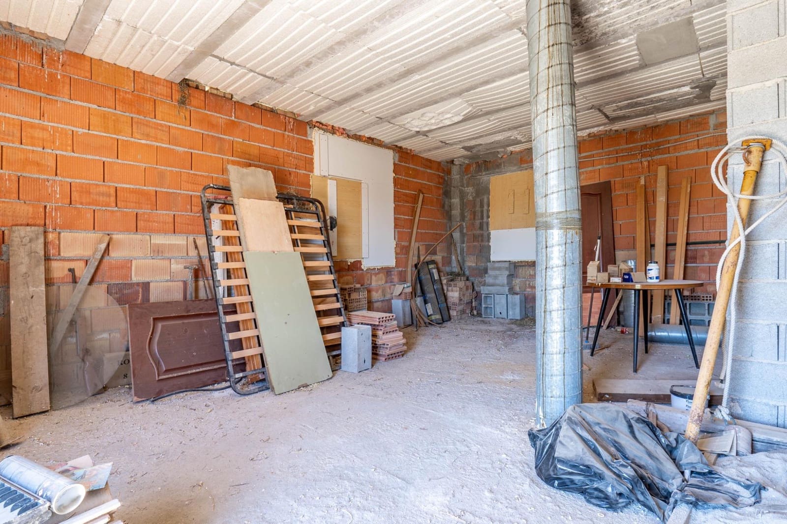 3 soveværelse Finca/Landehus til salg i Moraleda de Zafayona med garage - € 83.000 (Ref: 8505817)