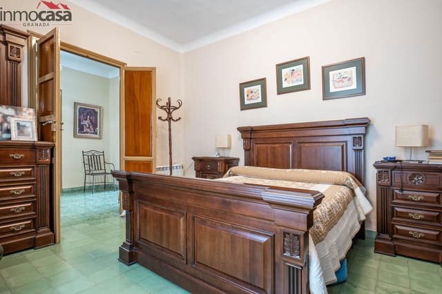 6 soveværelse Villa til salg i Valderrubio med swimmingpool garage - € 290.000 (Ref: 8532032)