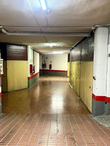 Garage te huur in Zaidin, Granada stad - € 110 (Ref: 8557302)