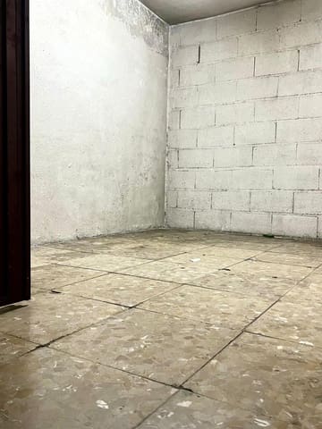 Garage te huur in Zaidin, Granada stad - € 110 (Ref: 8557302)