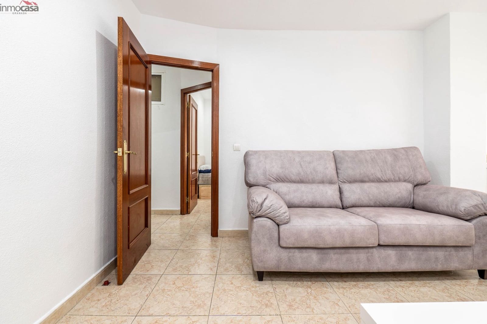 Appartement de 3 chambres à louer à Grenade ville - 1 000 € (Ref: 8579866)